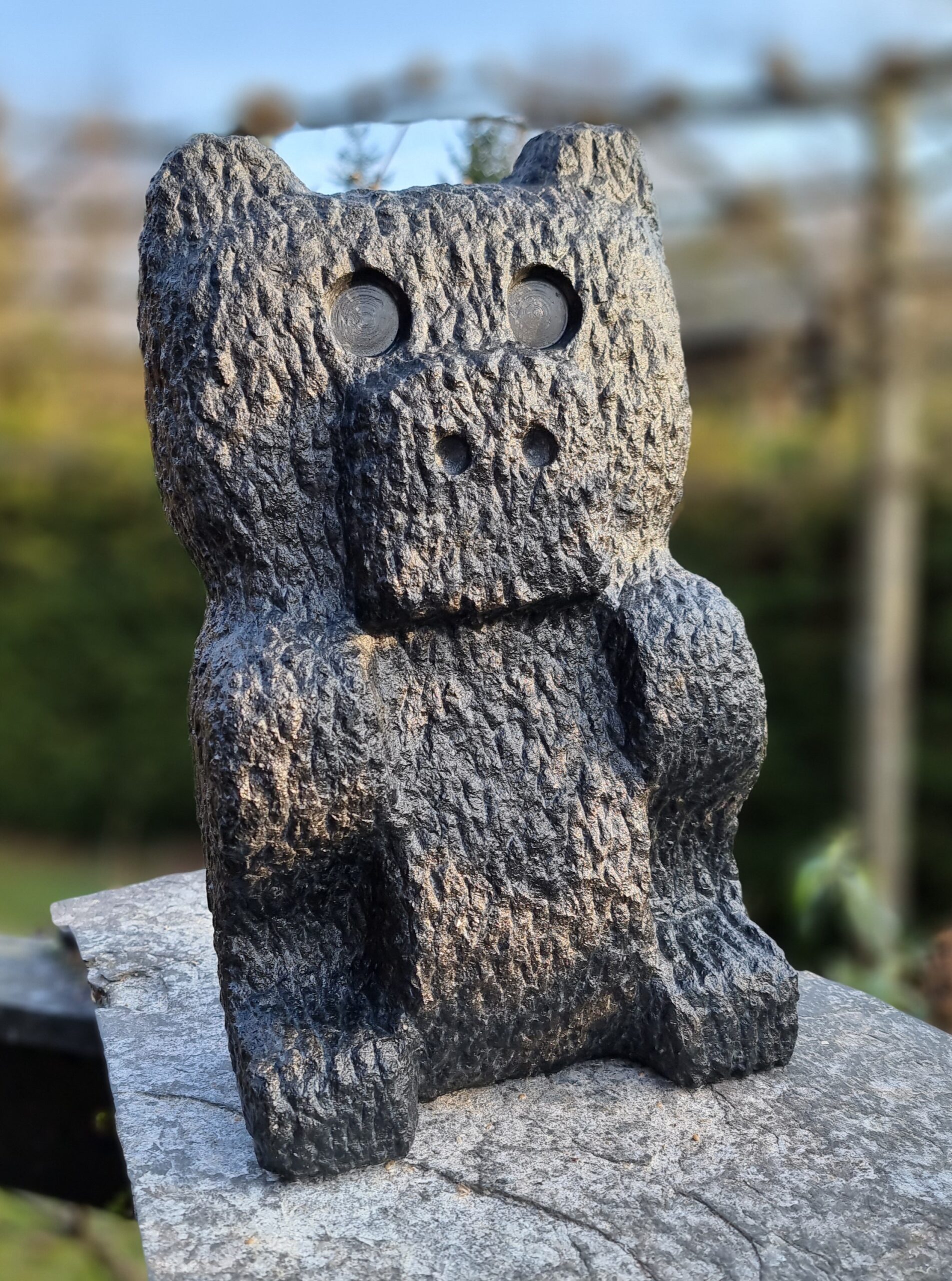 ‘SquareBear’ / Iers hardsteen / 40x20x13 cm