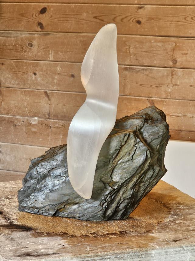 ‘Fairy’ / Seleniet, Ardenner Leisteen /40X38X13cm/ €995,-